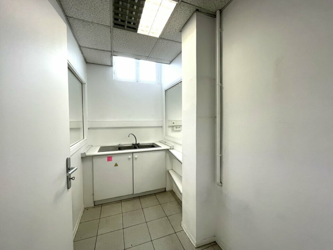 Photo 9 – location bureaux	SAINT JEANNET (06640)