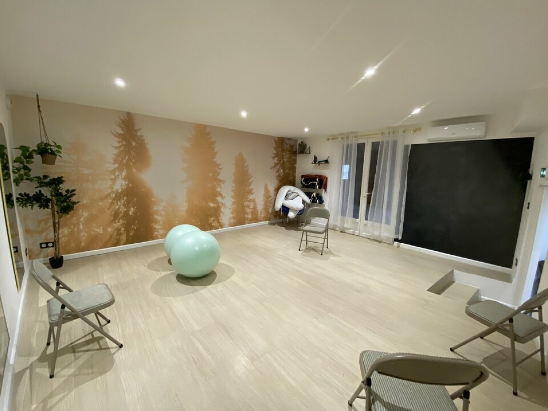 Photo 2 – location bureaux	GRASSE (06130)