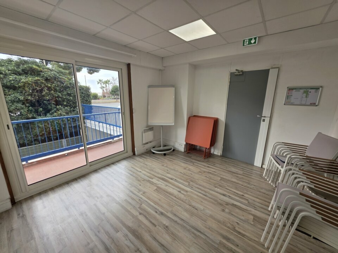 Photo 4 – location bureaux	SAINT LAURENT DU VAR (06700)