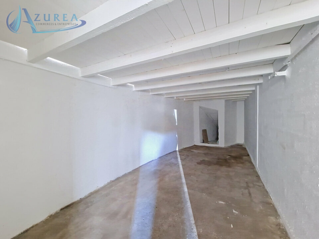Photo 7 – location Entrepôts / activités	VENCE (06140)
