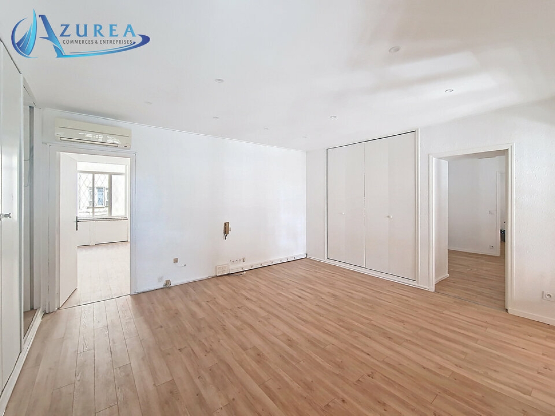 Photo 2 – location bureaux	NICE (06300)