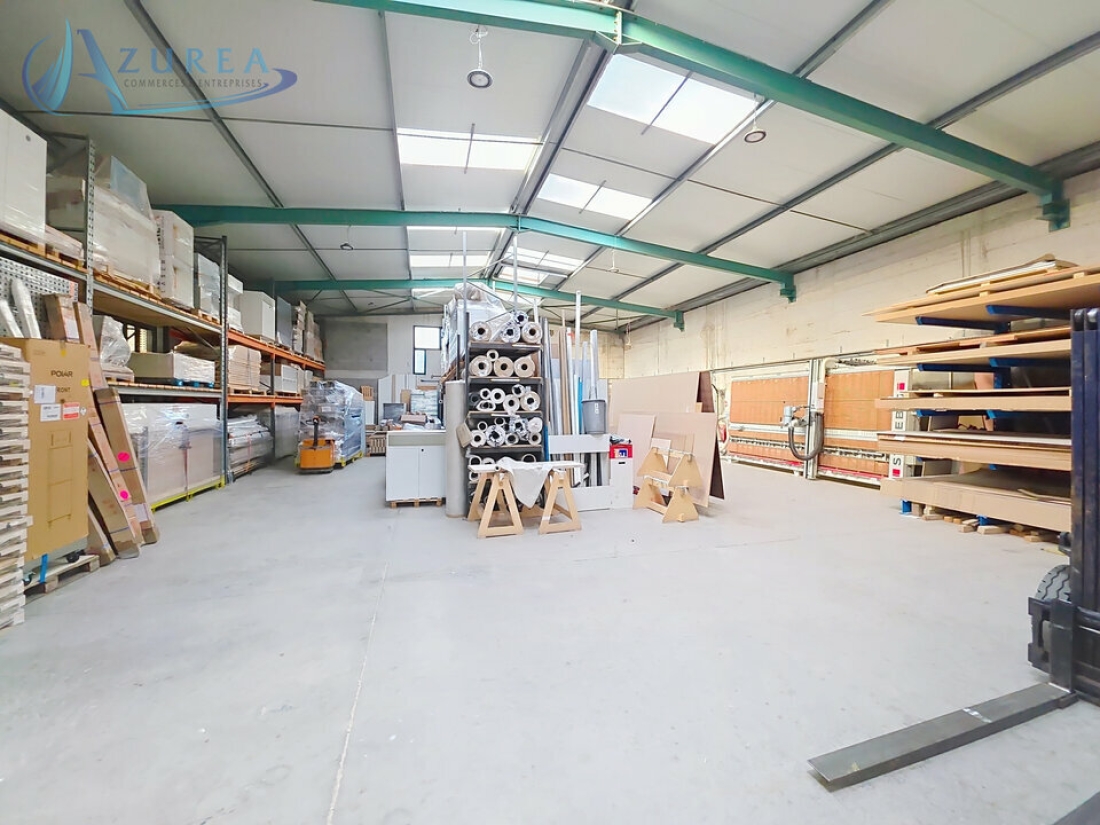 Photo 3 – location Entrepôts / activités	SAINT-JEANNET (06640)