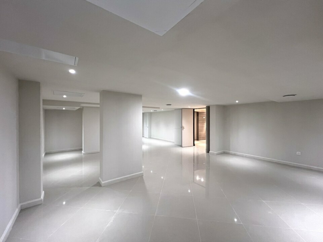 Photo 5 – location Locaux commerciaux	CANNES (06400)