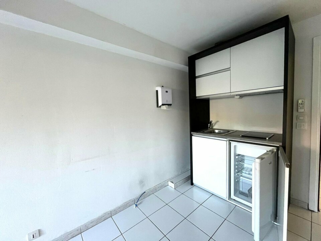 Photo 8 – vente bureaux	FREJUS (83600)