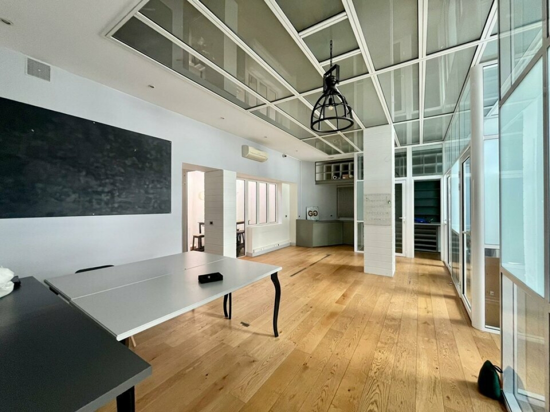 Photo 2 – location Locaux commerciaux	ANTIBES (06160)