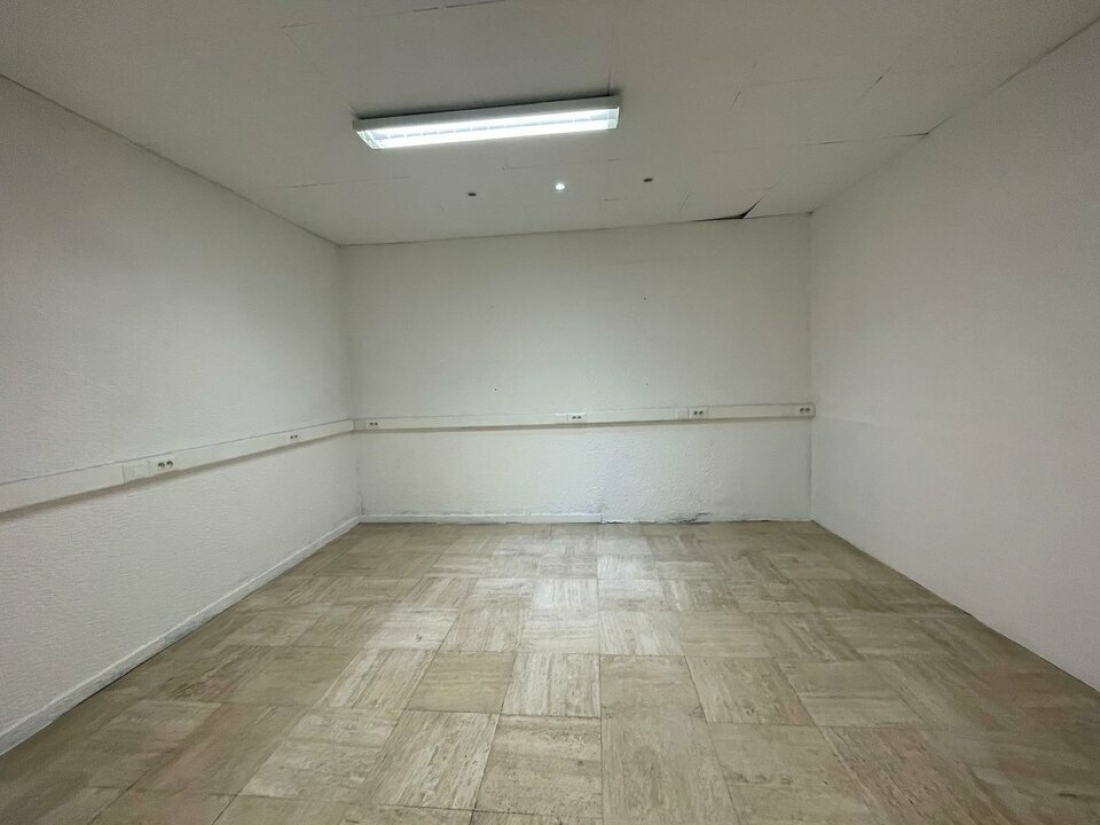 Photo 7 – location Locaux commerciaux	CANNES (06400)