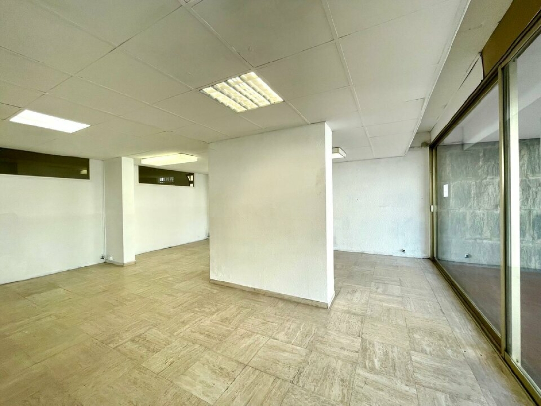 Photo 2 – location Locaux commerciaux	CANNES (06400)