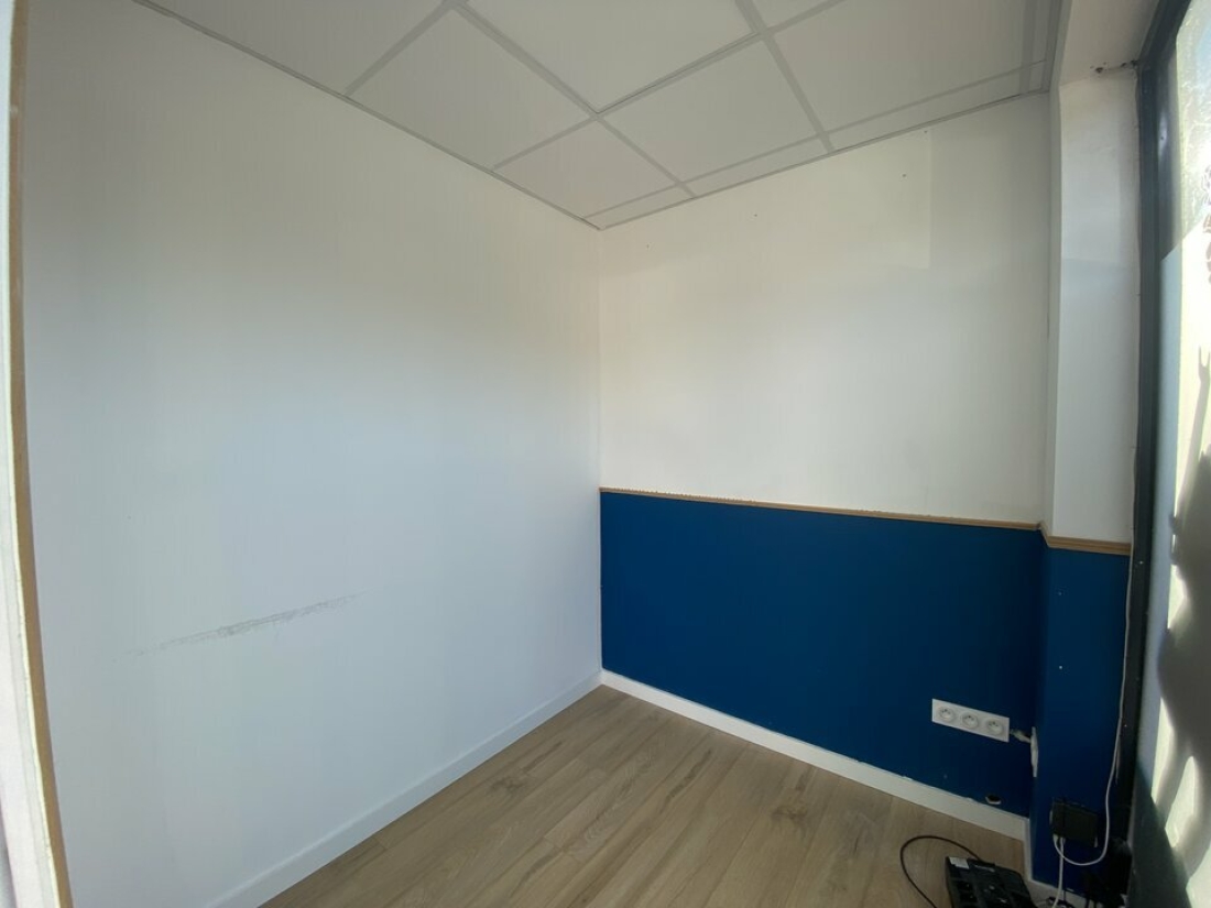 Photo 4 – location Locaux commerciaux	ROQUEFORT LES PINS (06330)