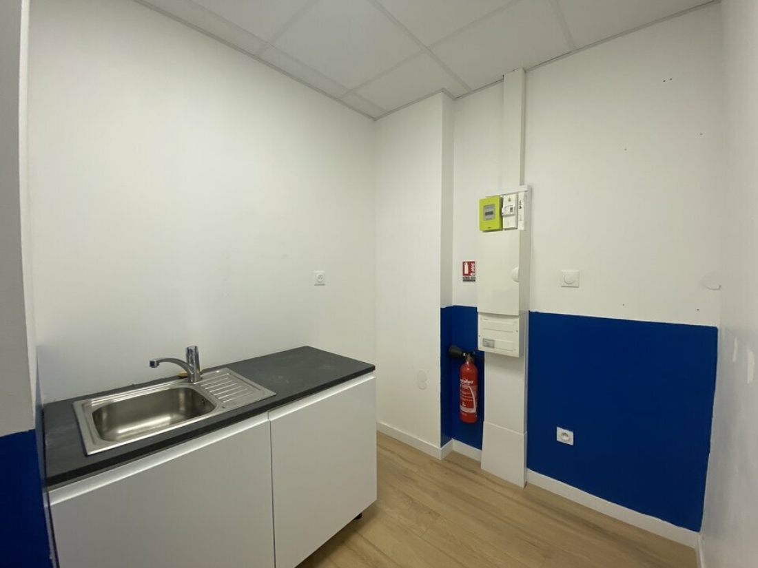 Photo 6 – location Locaux commerciaux	ROQUEFORT LES PINS (06330)