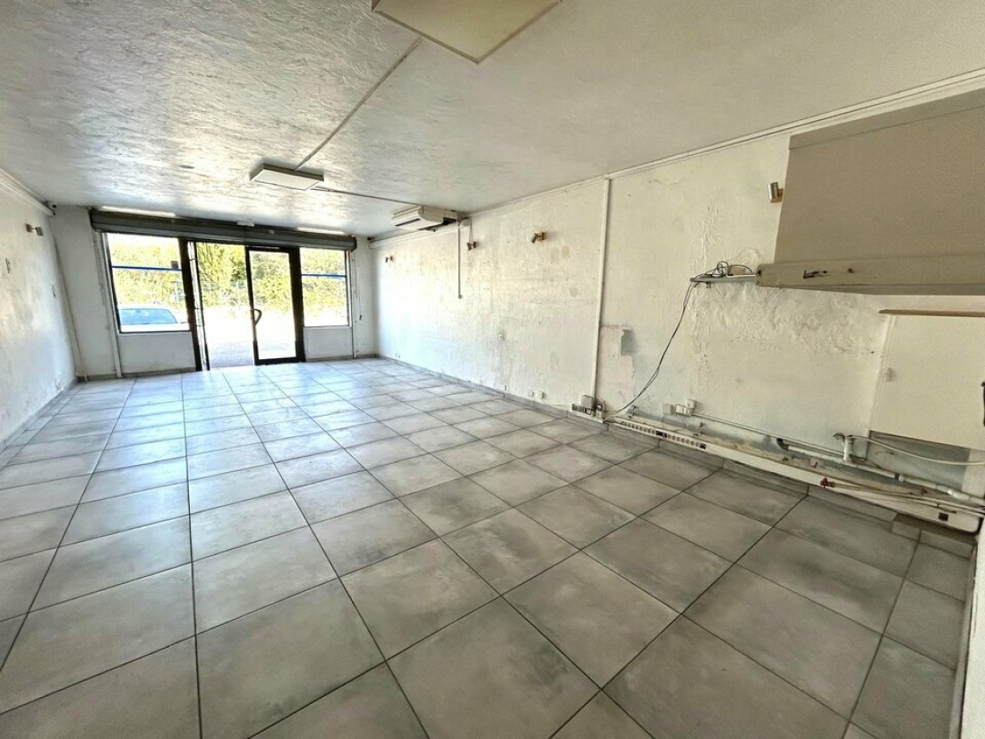 Photo 2 – location Locaux commerciaux	MOUGINS (06250)