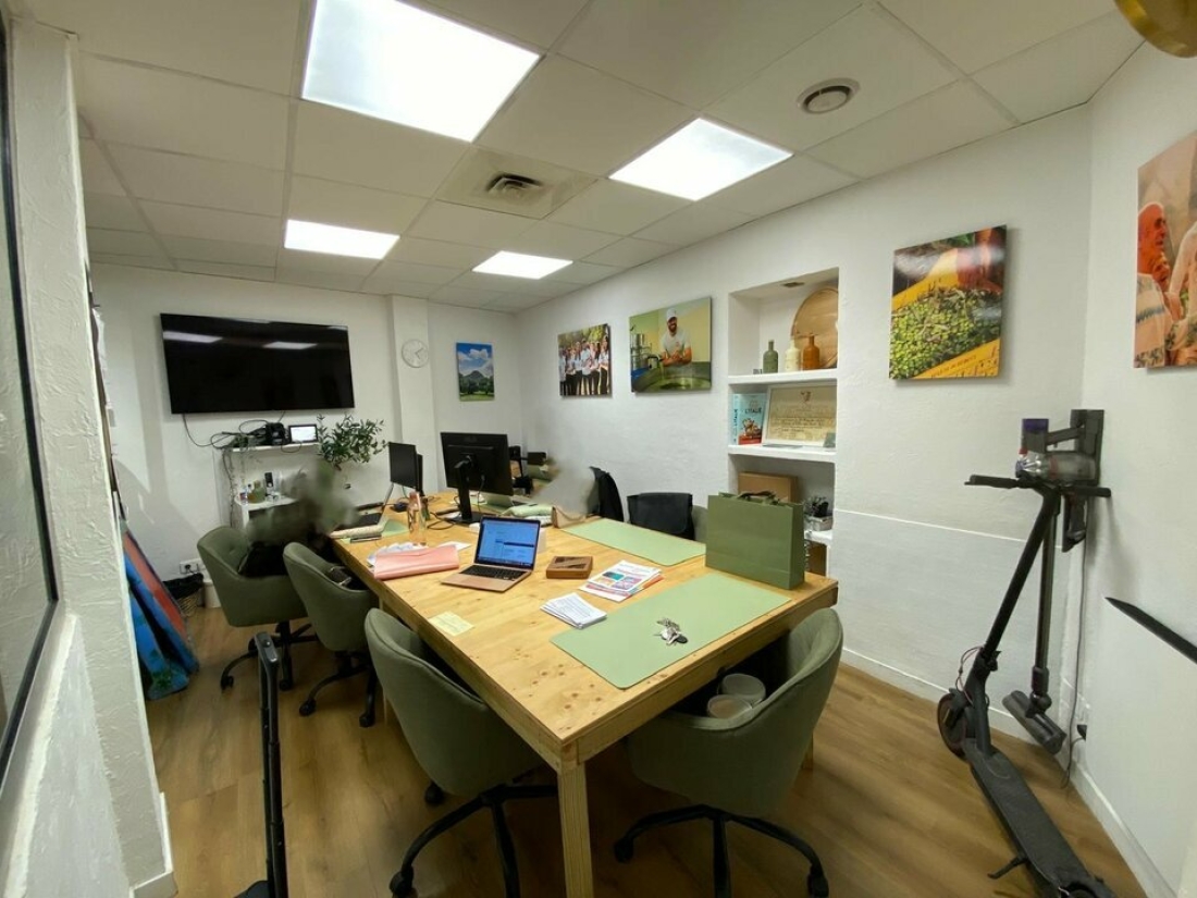 Photo 5 – location Locaux commerciaux	SAINT LAURENT DU VAR (06700)