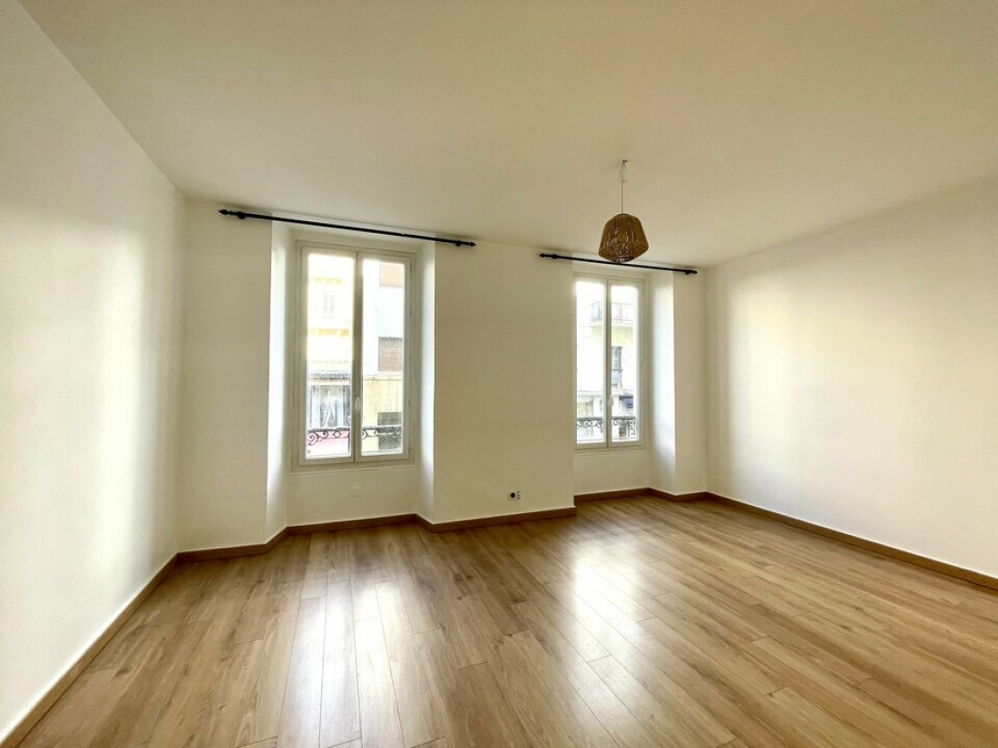 Photo 1 – location bureaux	NICE (06000)