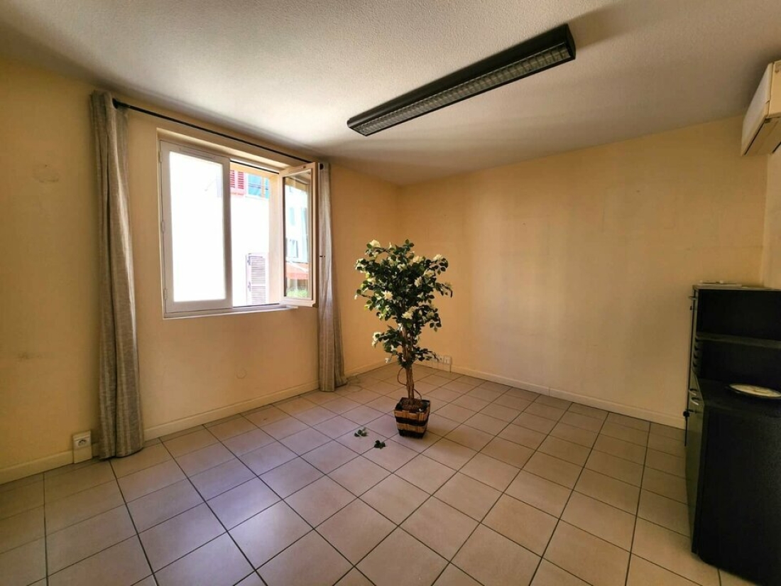 Photo 4 – location bureaux	FAYENCE (83440)
