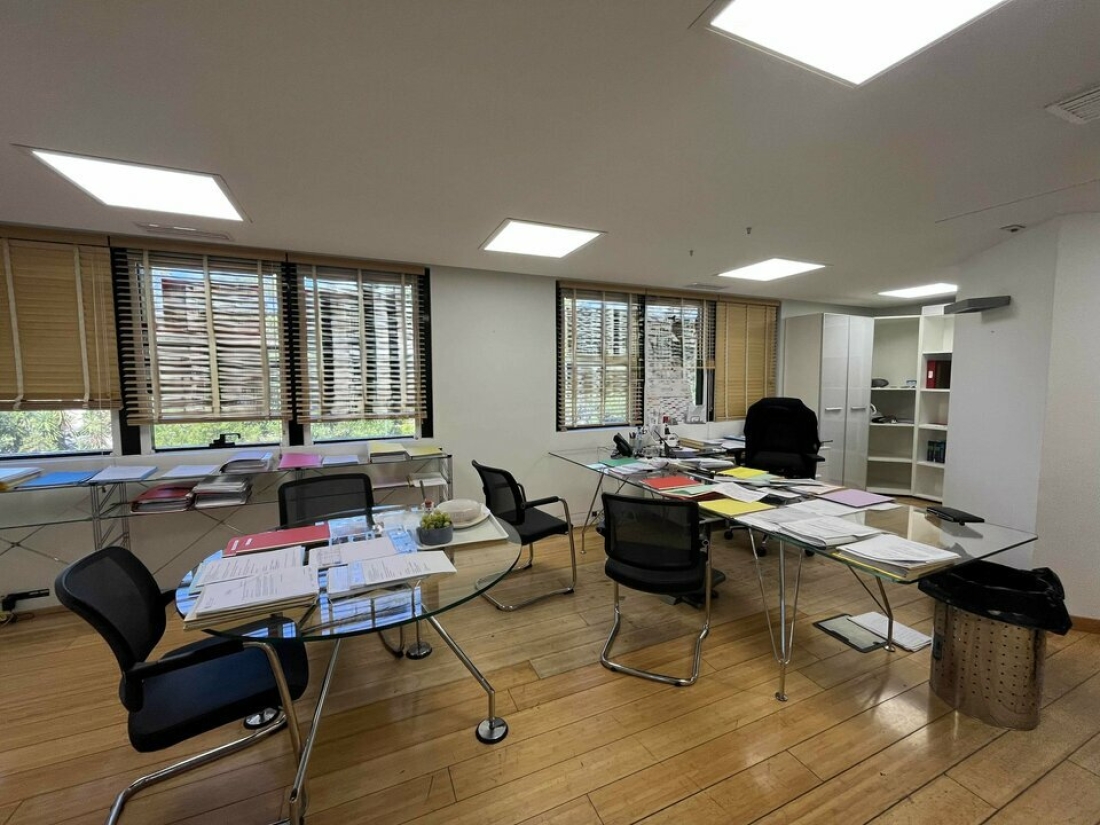 Photo 2 – location bureaux	SAINT RAPHAEL (83700)