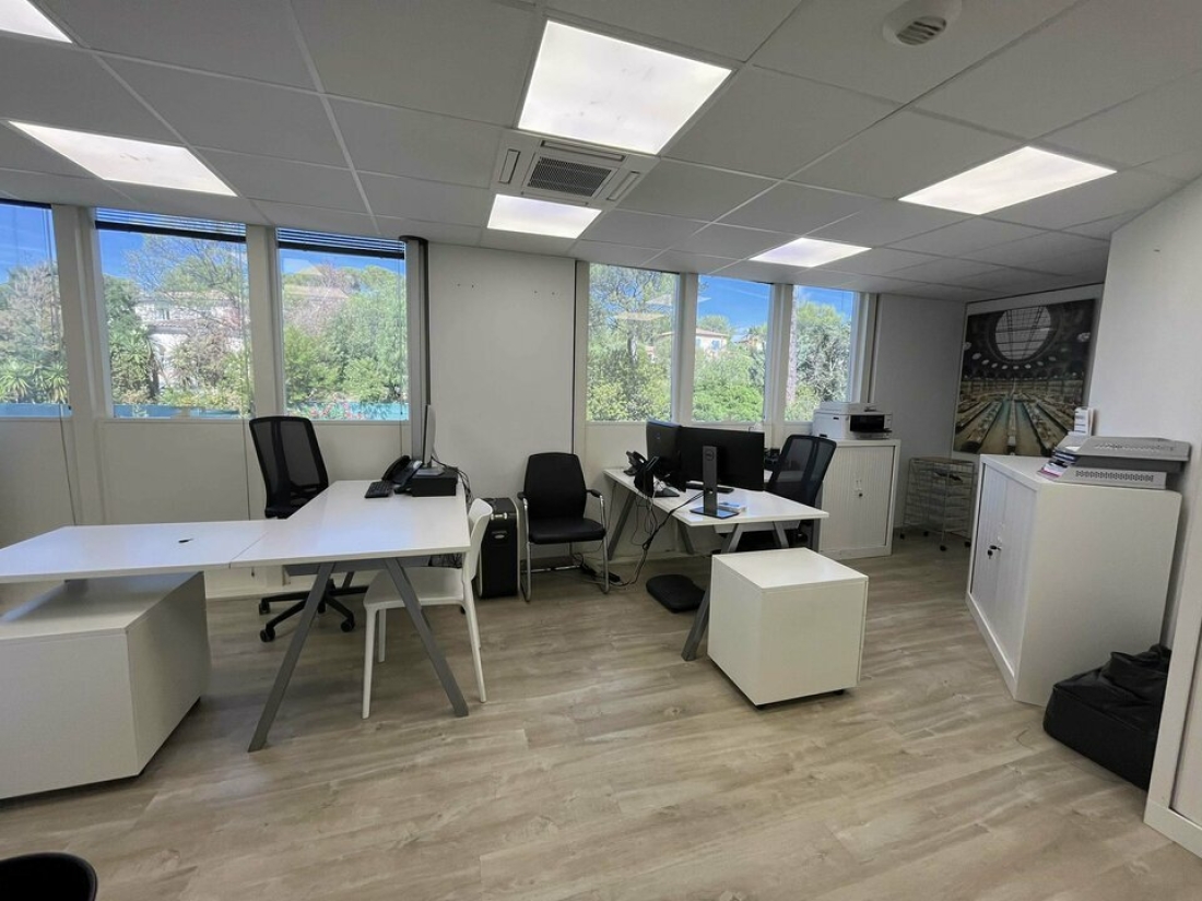 Photo 6 – location bureaux	SAINT RAPHAEL (83700)