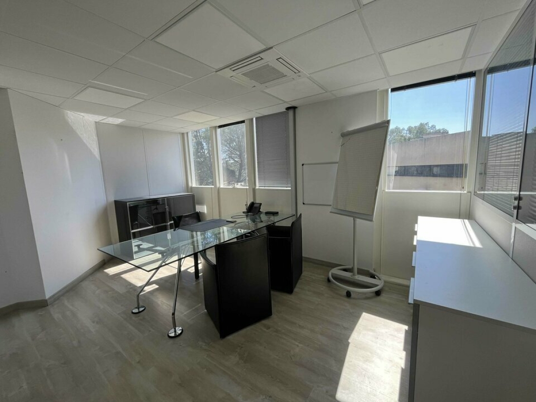 Photo 2 – location bureaux	SAINT RAPHAEL (83700)