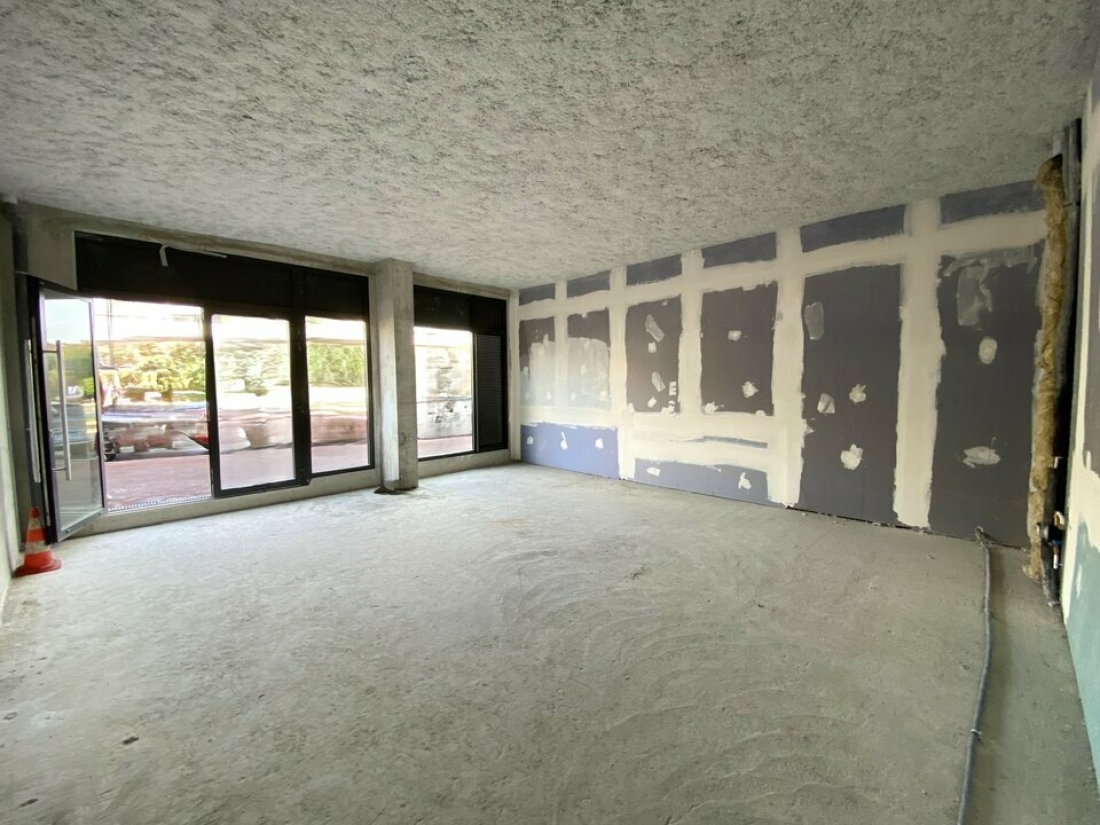 Photo 1 – location Locaux commerciaux	LE CANNET (06110)