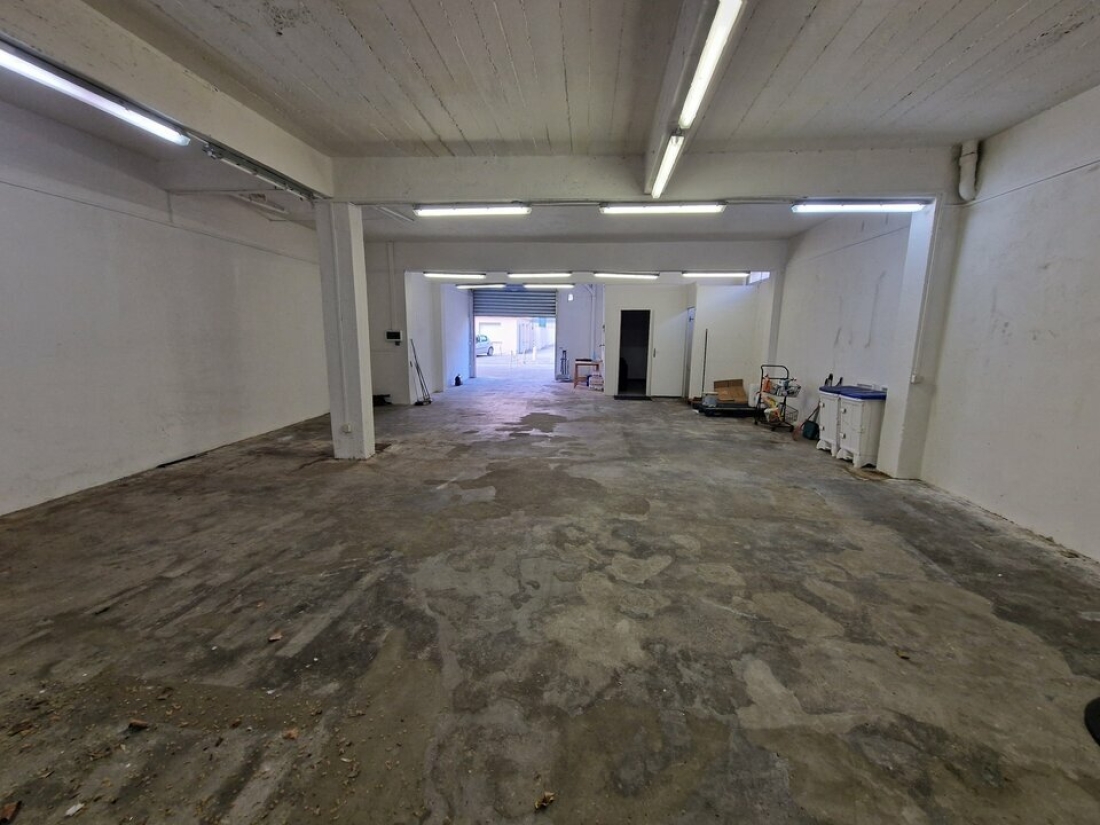 Photo 2 – location Entrepôts / activités	NICE (06300)