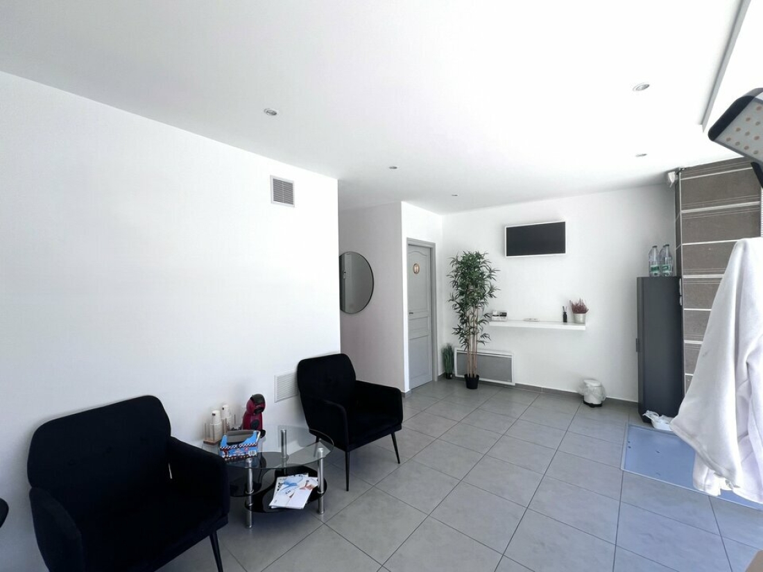 Photo 2 – location Locaux commerciaux	NICE (06000)