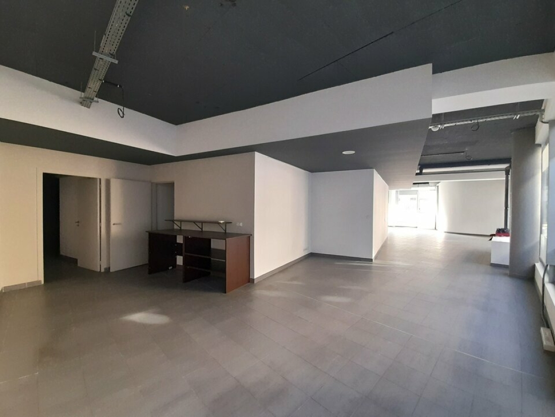 Photo 4 – location Locaux commerciaux	ANTIBES (06600)