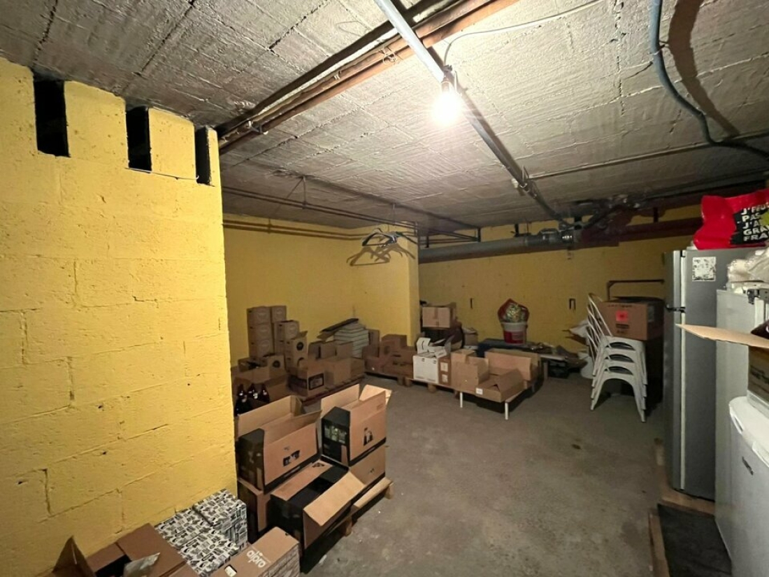 Photo 5 – cession de fonds Fonds de commerce	CAGNES SUR MER (06800)