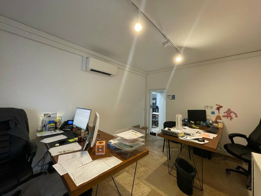 Photo 2 – location Locaux commerciaux	ANTIBES (06600)