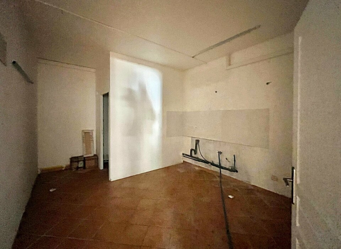 Photo 5 – location Entrepôts / activités	DRAGUIGNAN (83300)