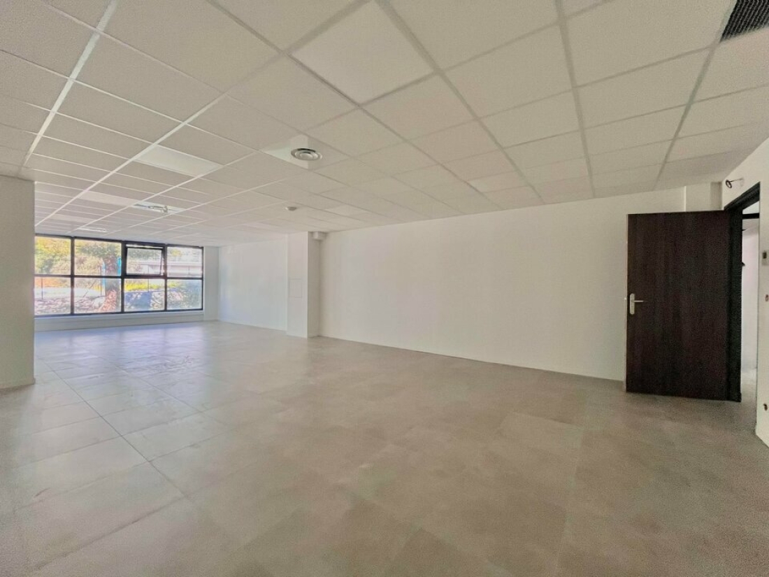 Photo 1 – location bureaux	VILLENEUVE LOUBET (06270)