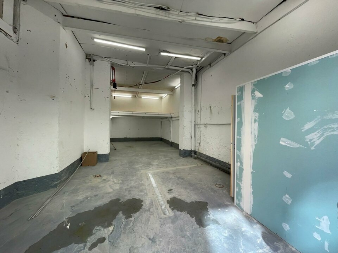Photo 3 – location Entrepôts / activités	BEAUSOLEIL (06240)