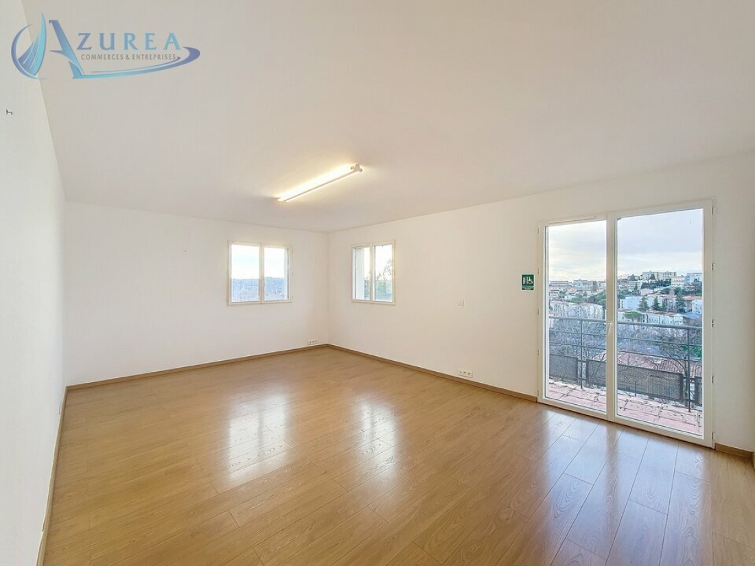 Photo 1 – location bureaux	GRASSE (06130)