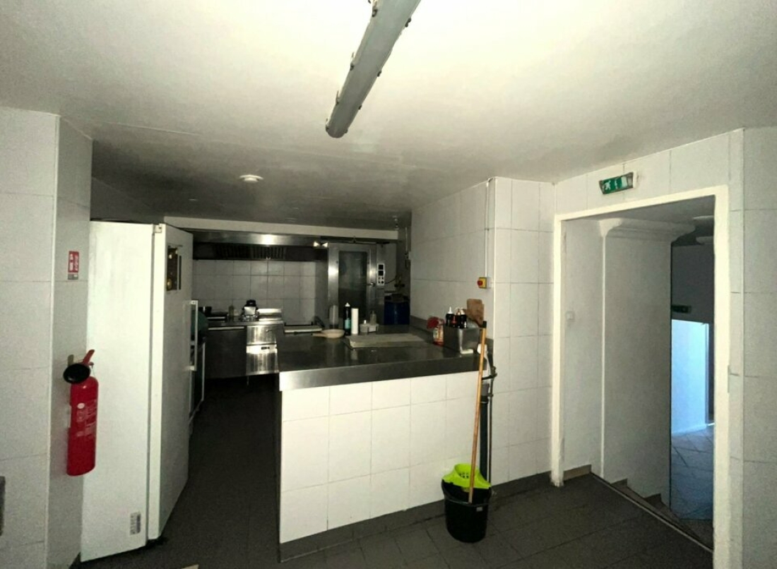 Photo 7 – location Locaux commerciaux	FREJUS (83600)