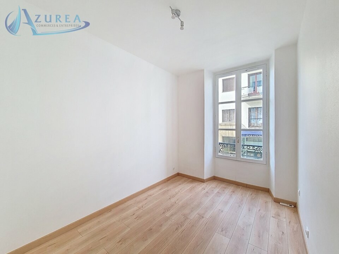 Photo 2 – location bureaux	NICE (06000)