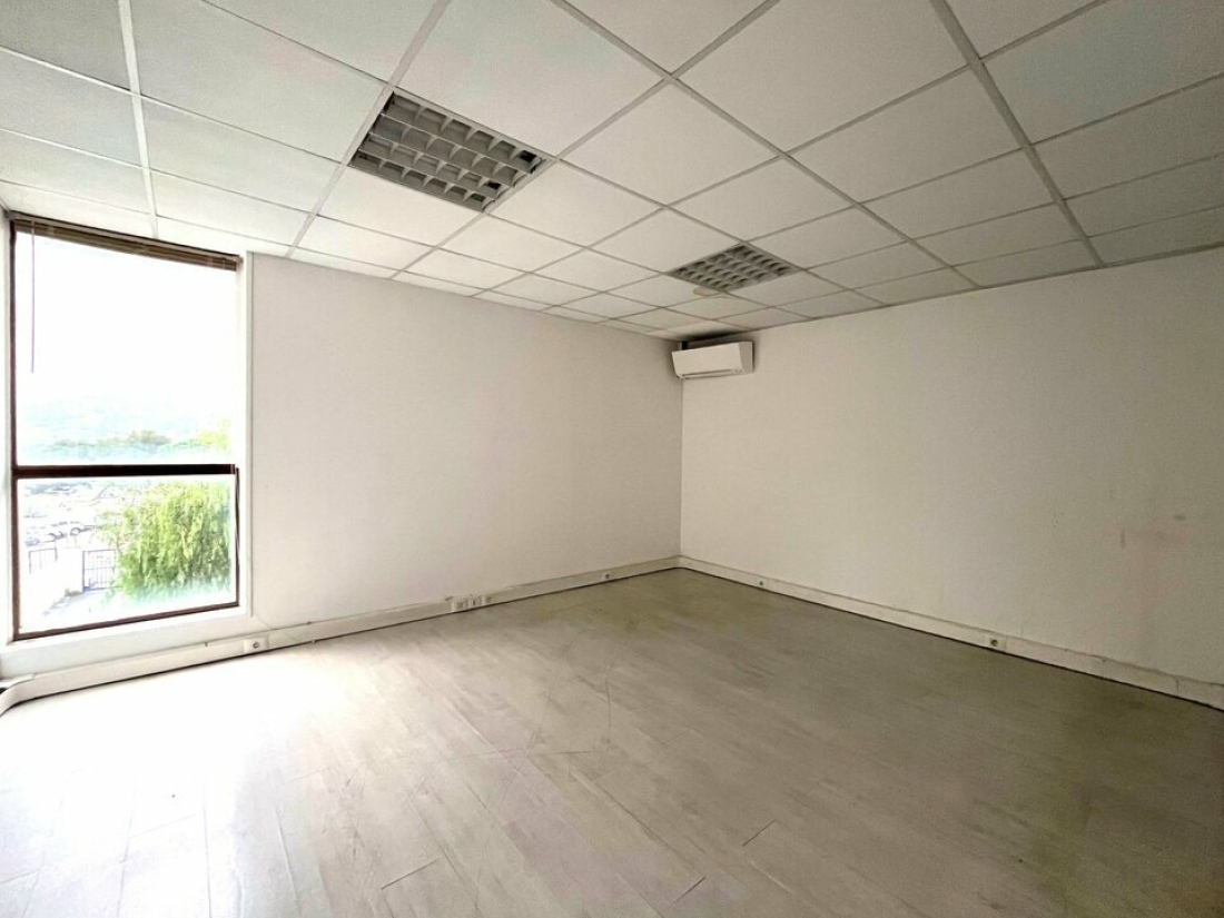 Photo 3 – location bureaux	LE CANNET (06110)