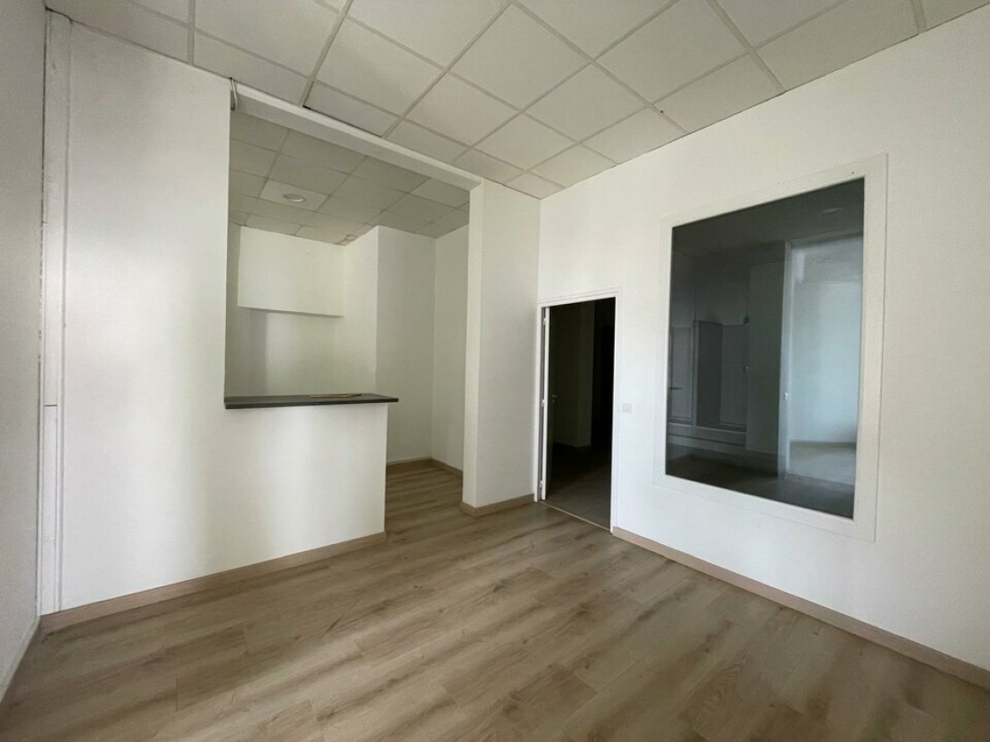 Photo 5 – location Locaux commerciaux	JUAN LES PINS (06160)