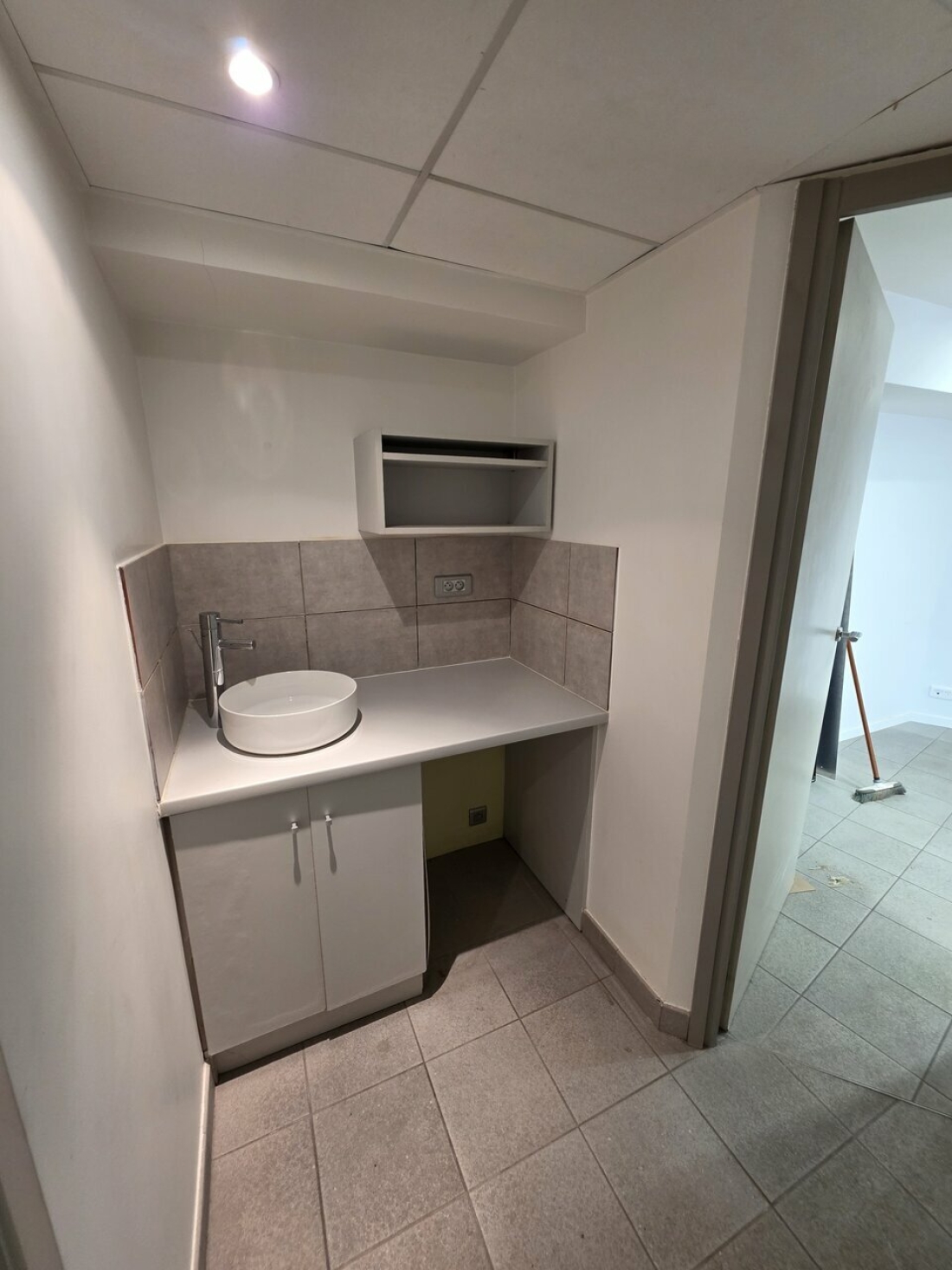 Photo 4 – location Locaux commerciaux	ANTIBES (06600)