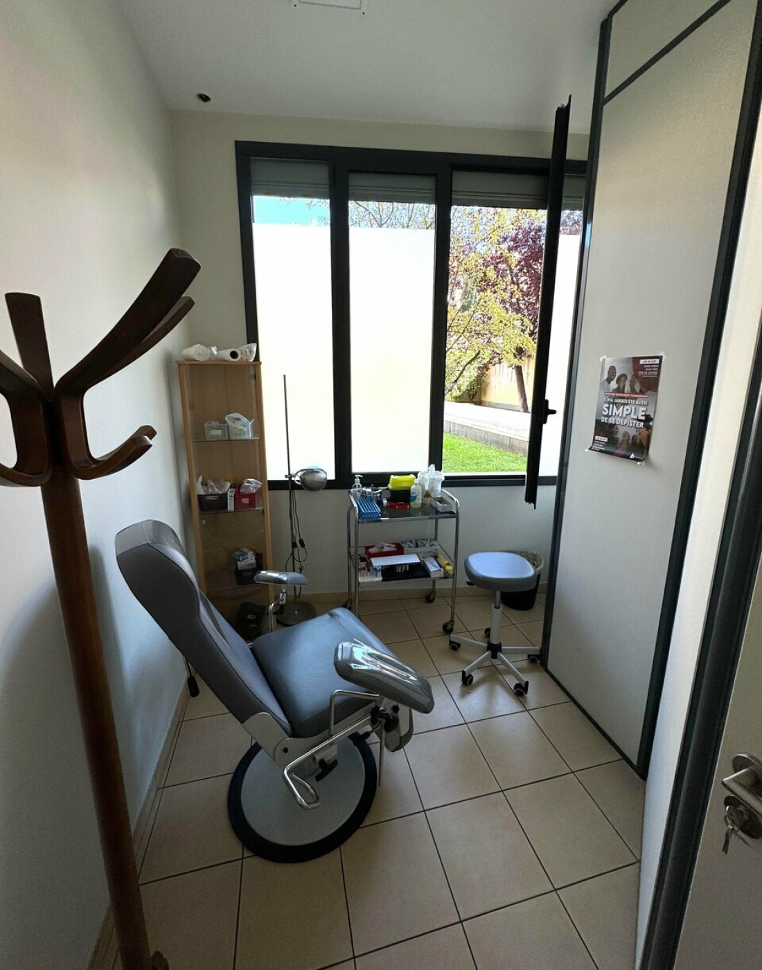 Photo 6 – location Locaux commerciaux	SAINT LAURENT DU VAR (06700)