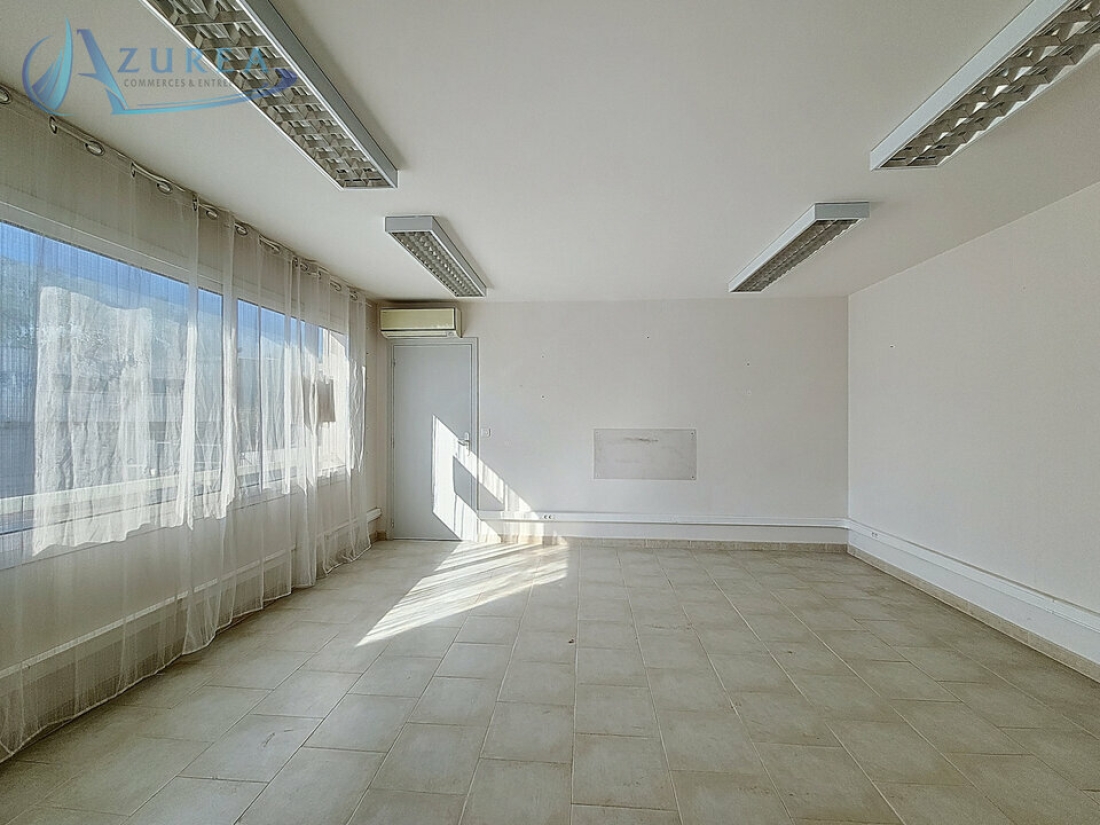 Photo 3 – location bureaux	MOUANS SARTOUX (06370)