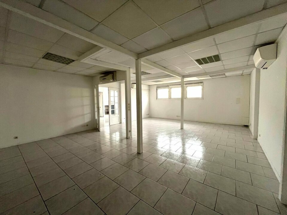 Photo 1 – location bureaux	LE CANNET (06110)