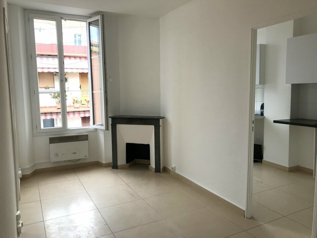 Photo 1 – location bureaux	CANNES (06400)