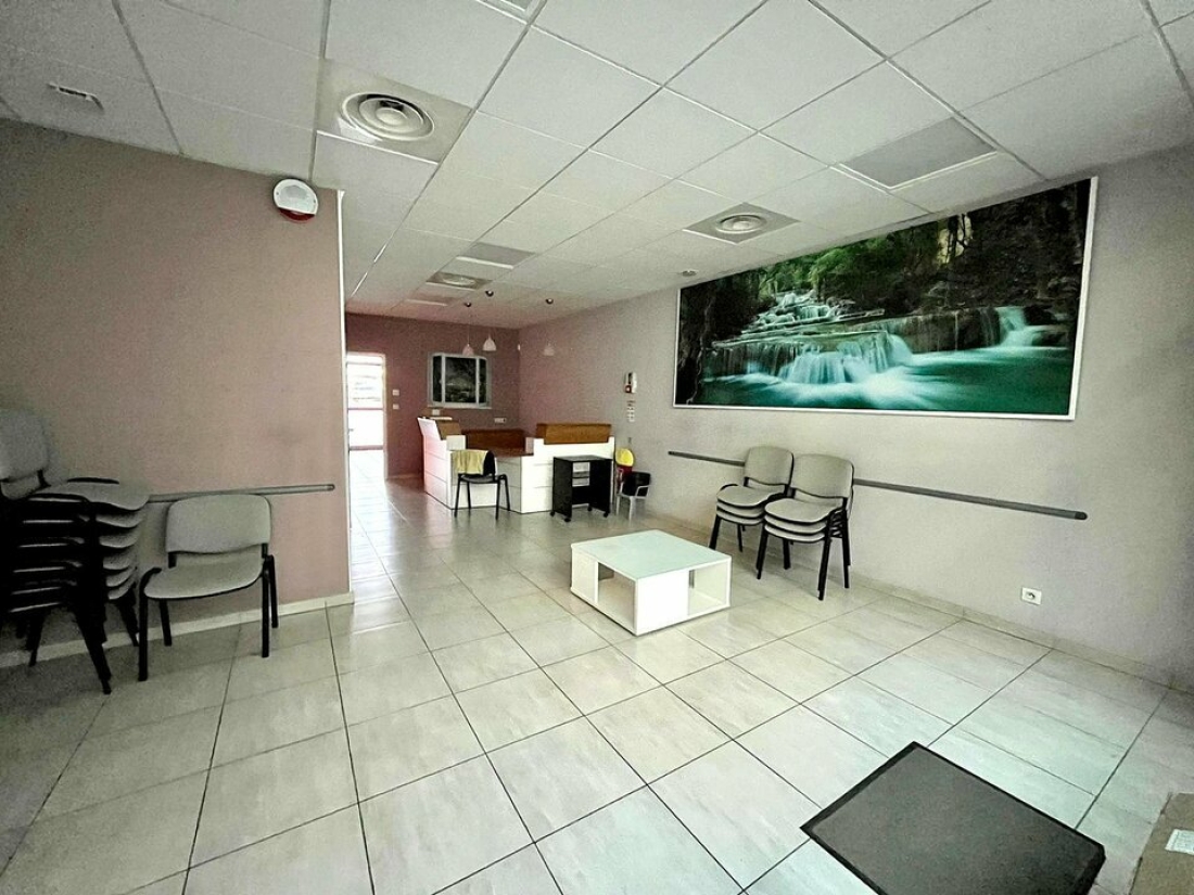 Photo 4 – location bureaux	PUGET SUR ARGENS (83480)