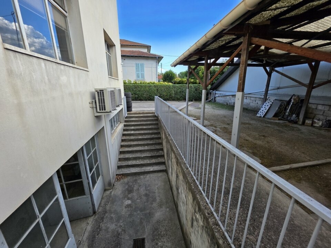 Photo 10 – location Entrepôts / activités	LA TRINITÉ (06340)