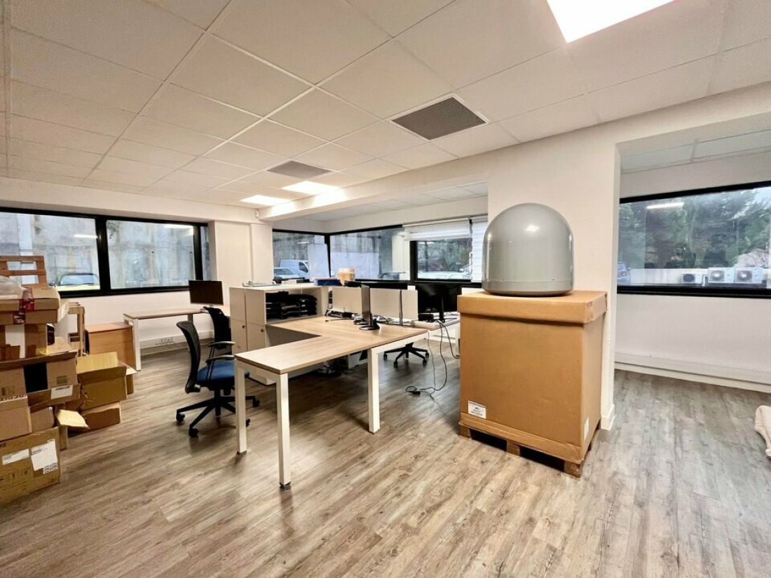 Photo 3 – vente bureaux	VALLAURIS (06220)