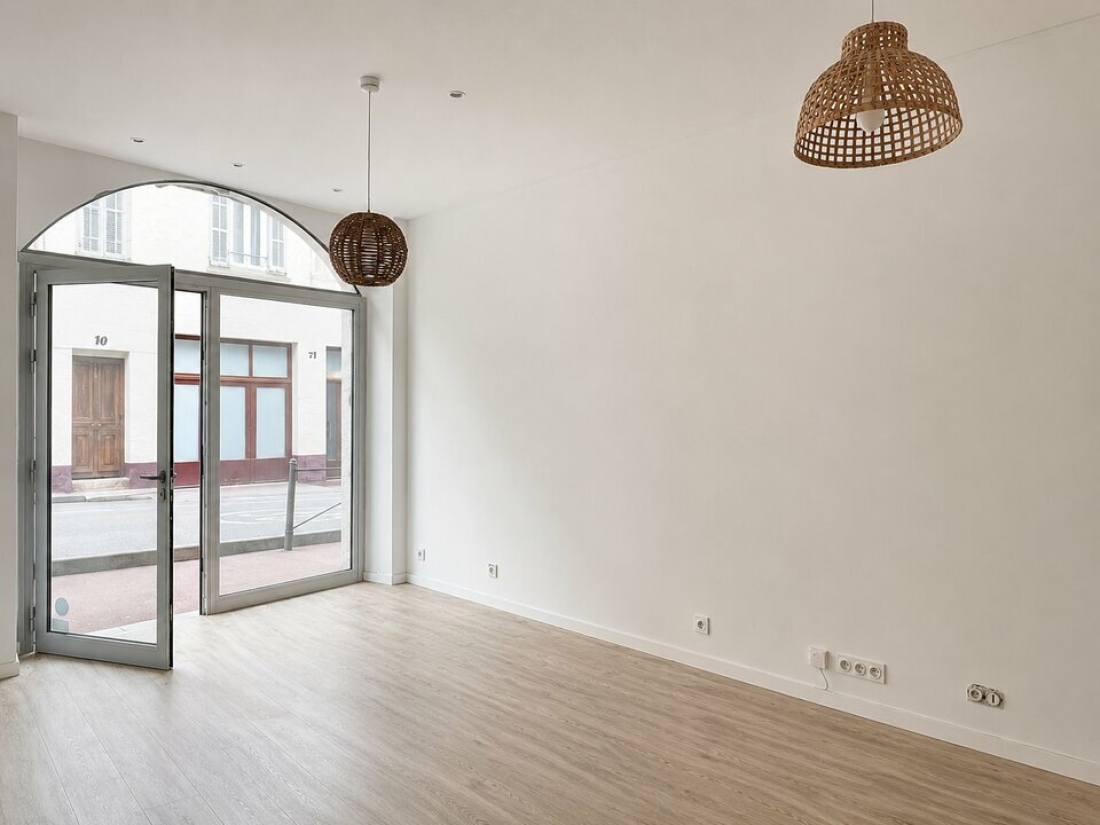 Photo 5 – vente Locaux commerciaux	VENCE (06140)