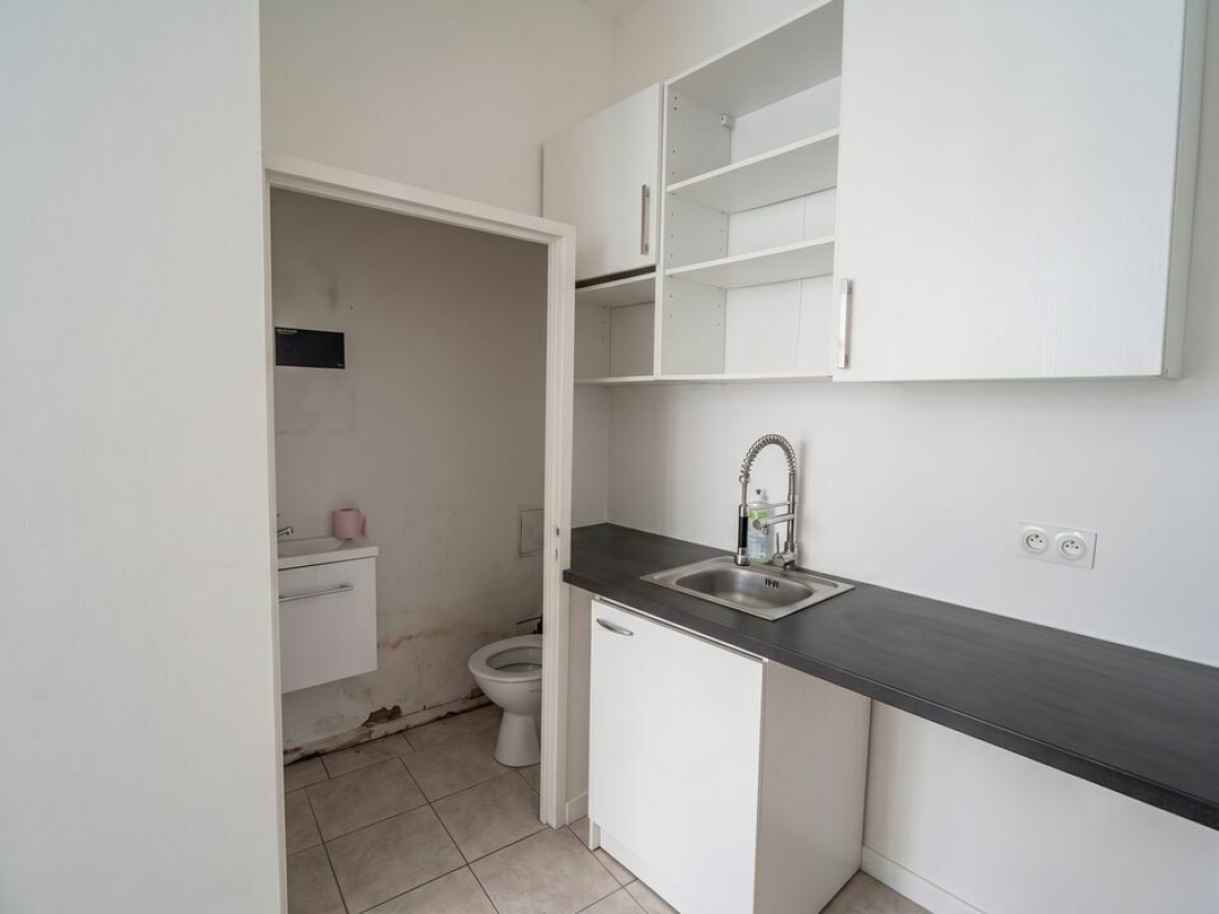 Photo 3 – vente Locaux commerciaux	VENCE (06140)