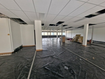 Photo 1 – location Entrepôts / activités	VALBONNE (06560)