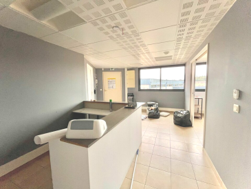 Photo 1 – vente bureaux	MOUANS SARTOUX (06370)