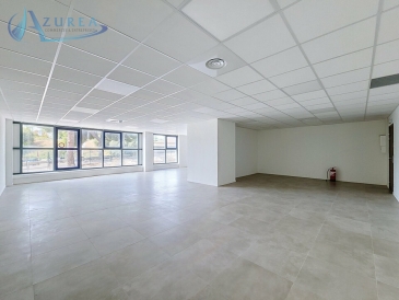 Photo 1 – location bureaux	VILLENEUVE LOUBET (06270)