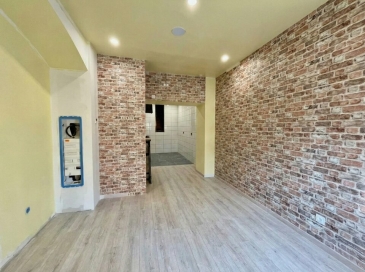 Photo 1 – location Locaux commerciaux	GRASSE (06130)