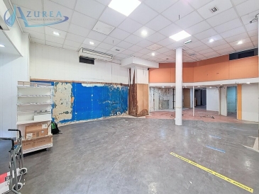 Photo 1 – location Locaux commerciaux	 (06000)