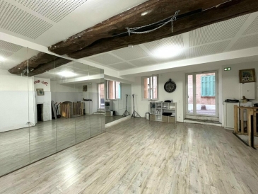 Photo 1 – location Locaux commerciaux	FREJUS (83600)